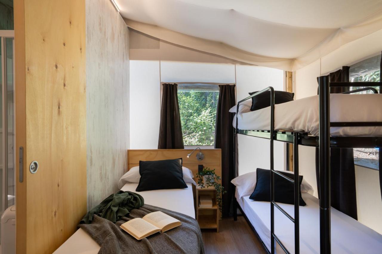 Camping Il Capannino Glamping Village มารินา ดิ บิบโบนา ภายนอก รูปภาพ